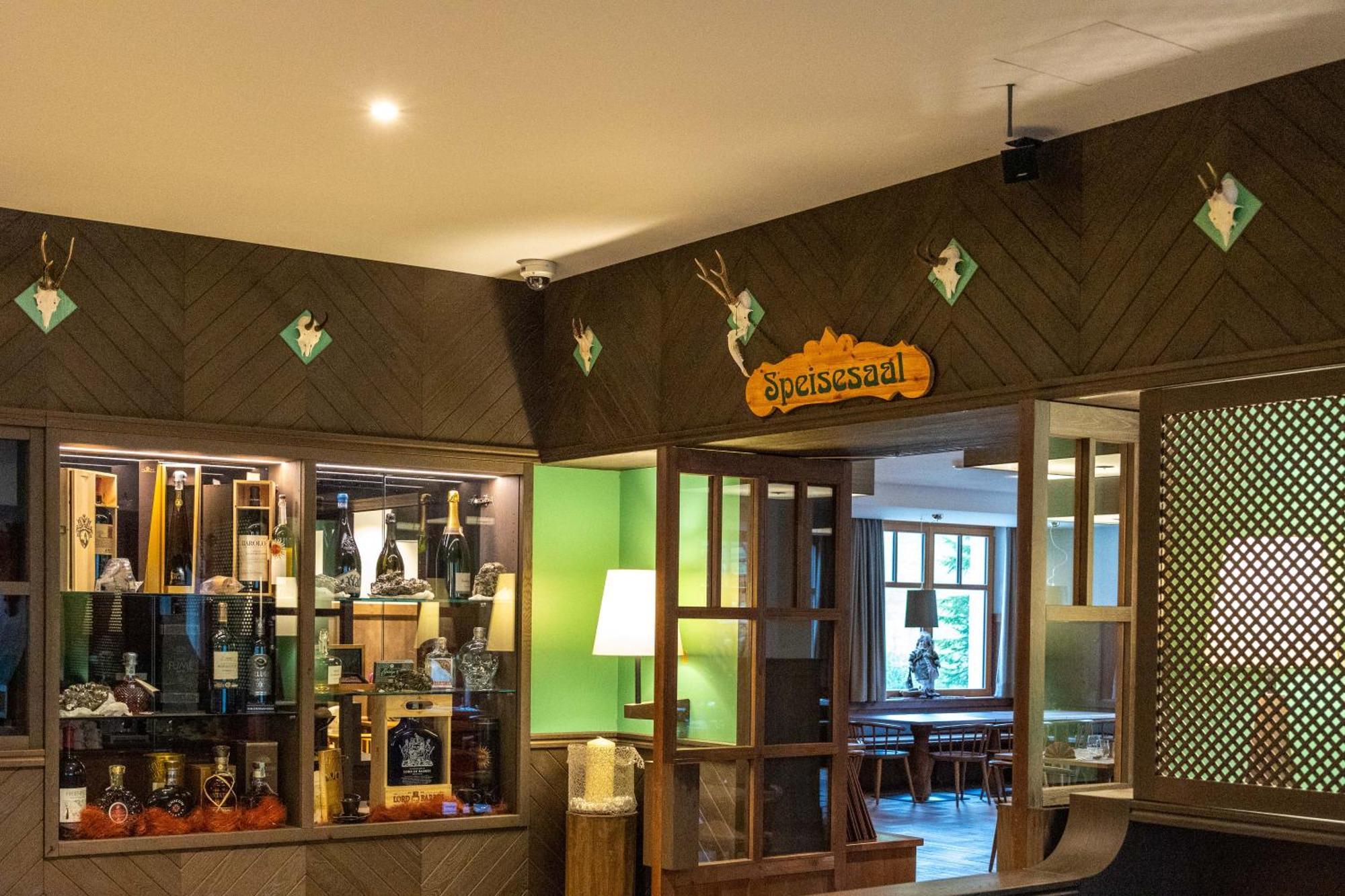 Alpin Natur Hotel Brueckele ไบรยัส ภายนอก รูปภาพ